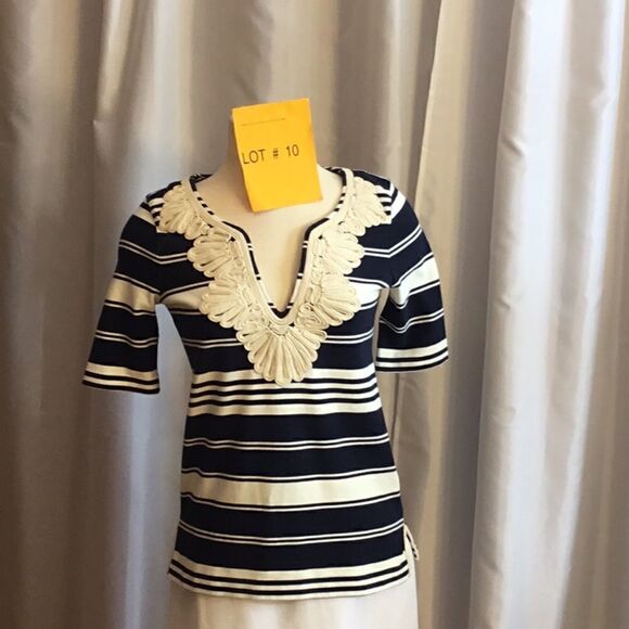 Pull on style top by J CREW in X SMALL - Picture 1 of 11